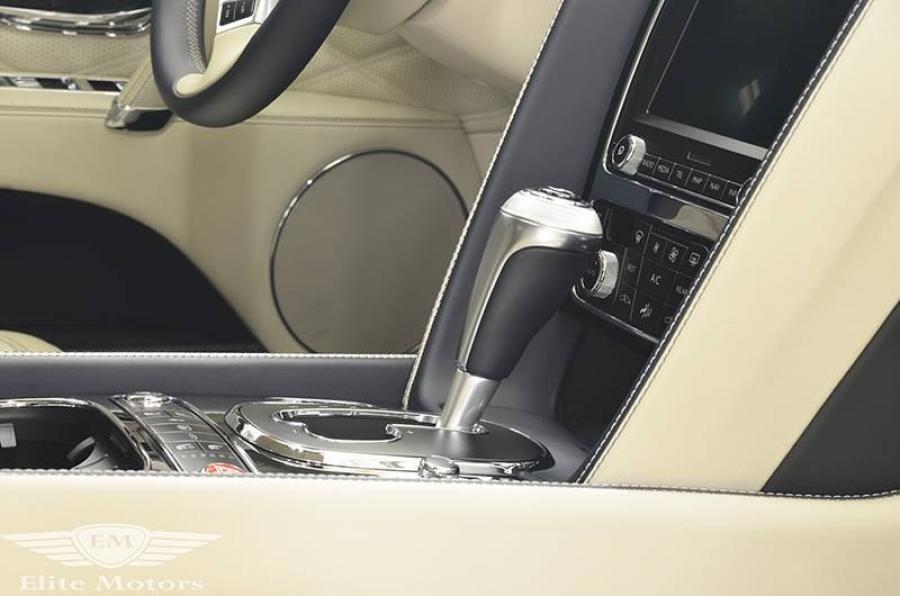 Детали интерьера Bentley Flying Spur by Elite Motors 2018 года  (фото 7 из 10)